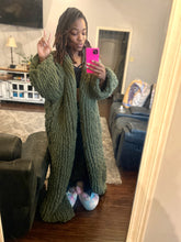 Chunky yarn jumbo duster/robe